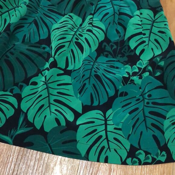 Banana Republic Green and Black Tropical Palm Print Skirt Size 2 - Picture 6 of 13